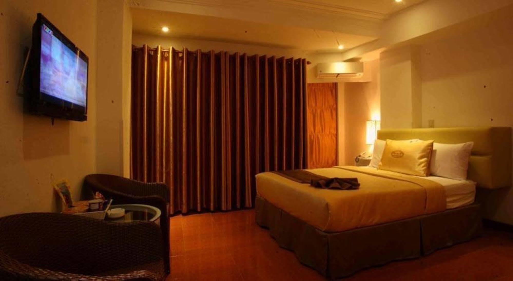 Hotel H Ho Chi Minh-stad Buitenkant foto