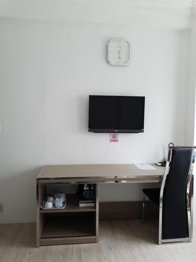 Hotel H Ho Chi Minh-stad Buitenkant foto